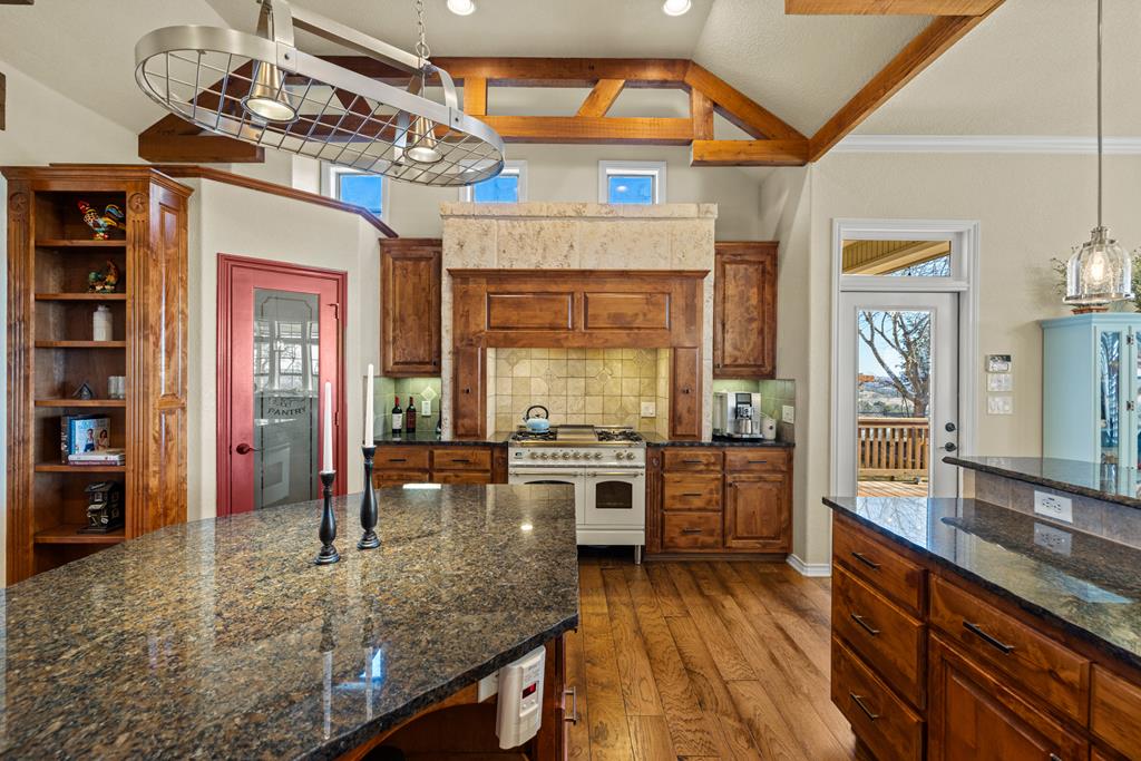 169 Royal Oaks Hill