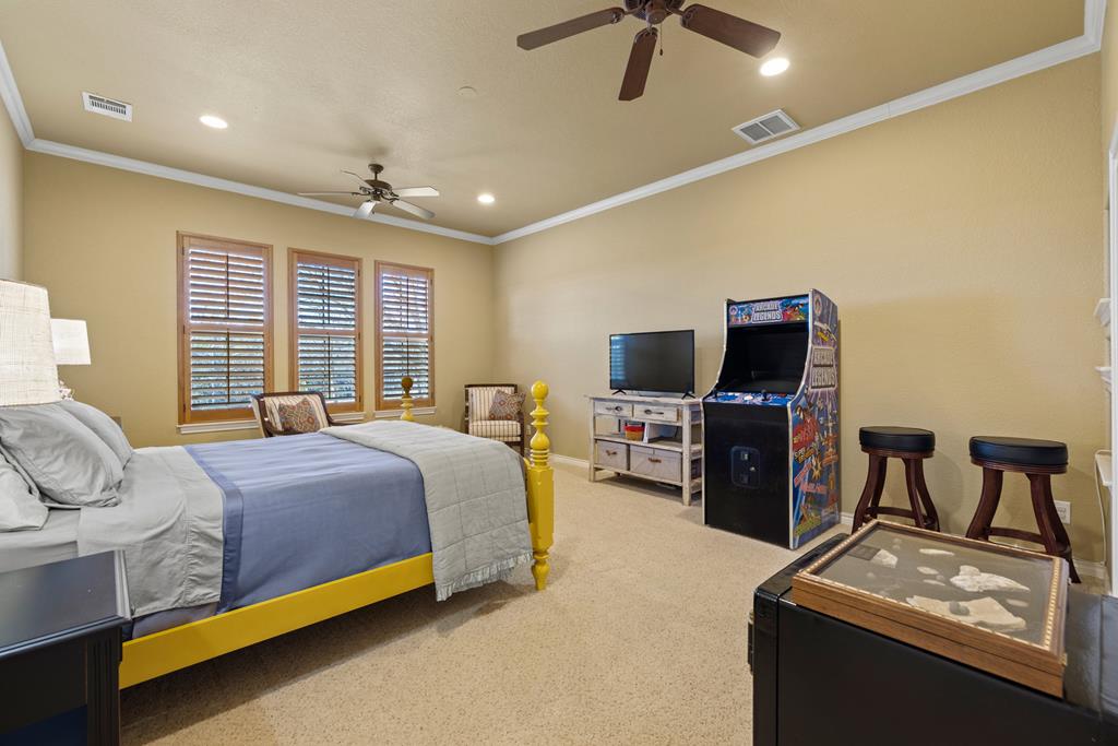 169 Royal Oaks Hill