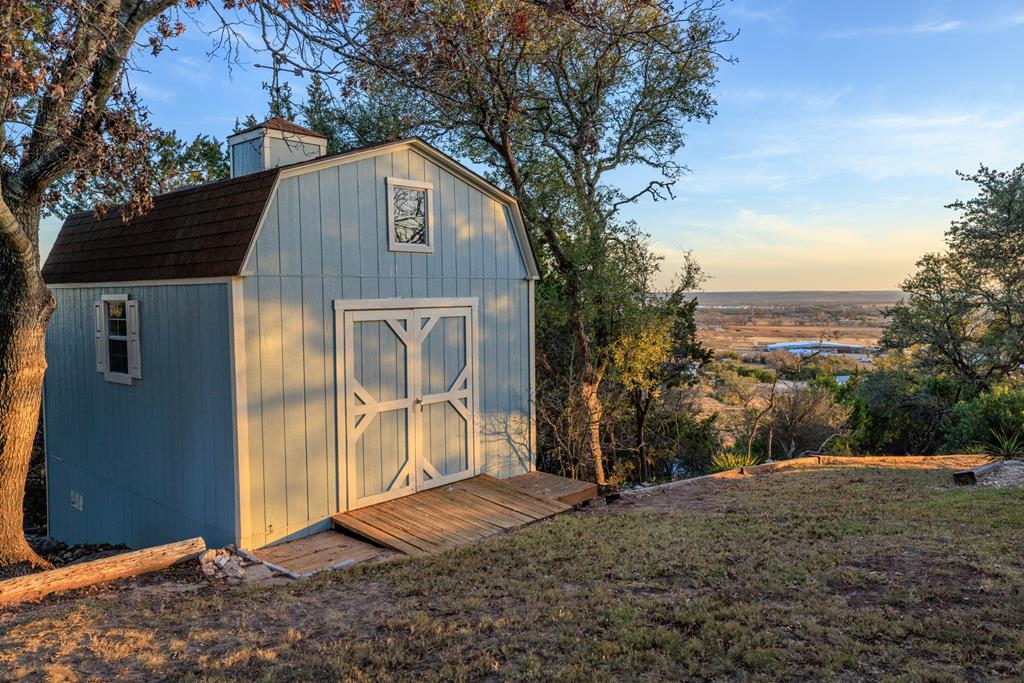 169 Royal Oaks Hill
