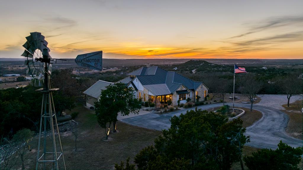 169 Royal Oaks Hill