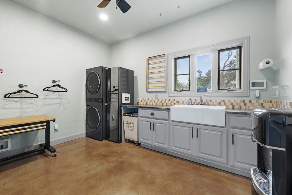 840 Scenic Vista Dr # 9