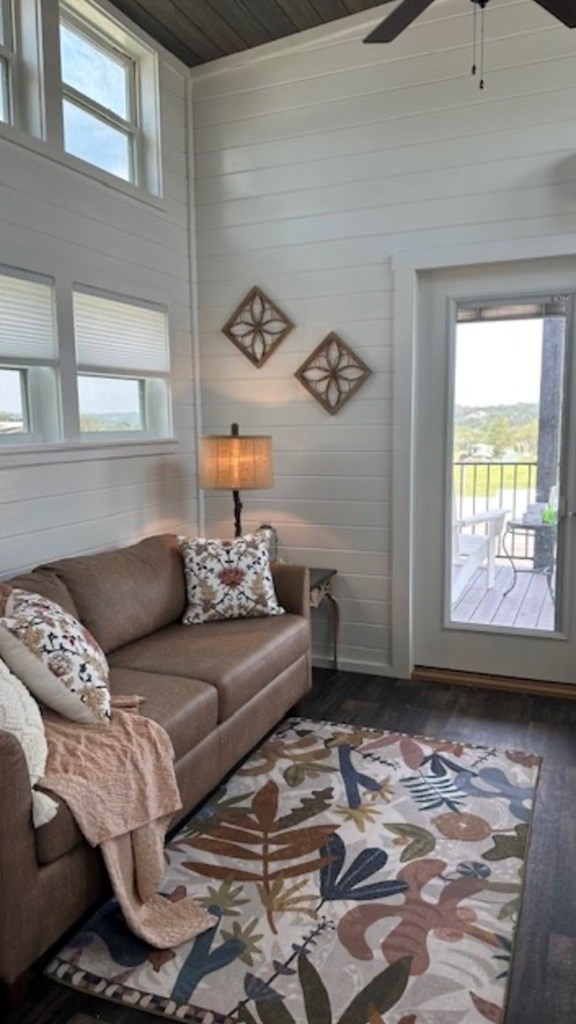 Unit 72 -- 5386 Ranch Rd 1376 # 72