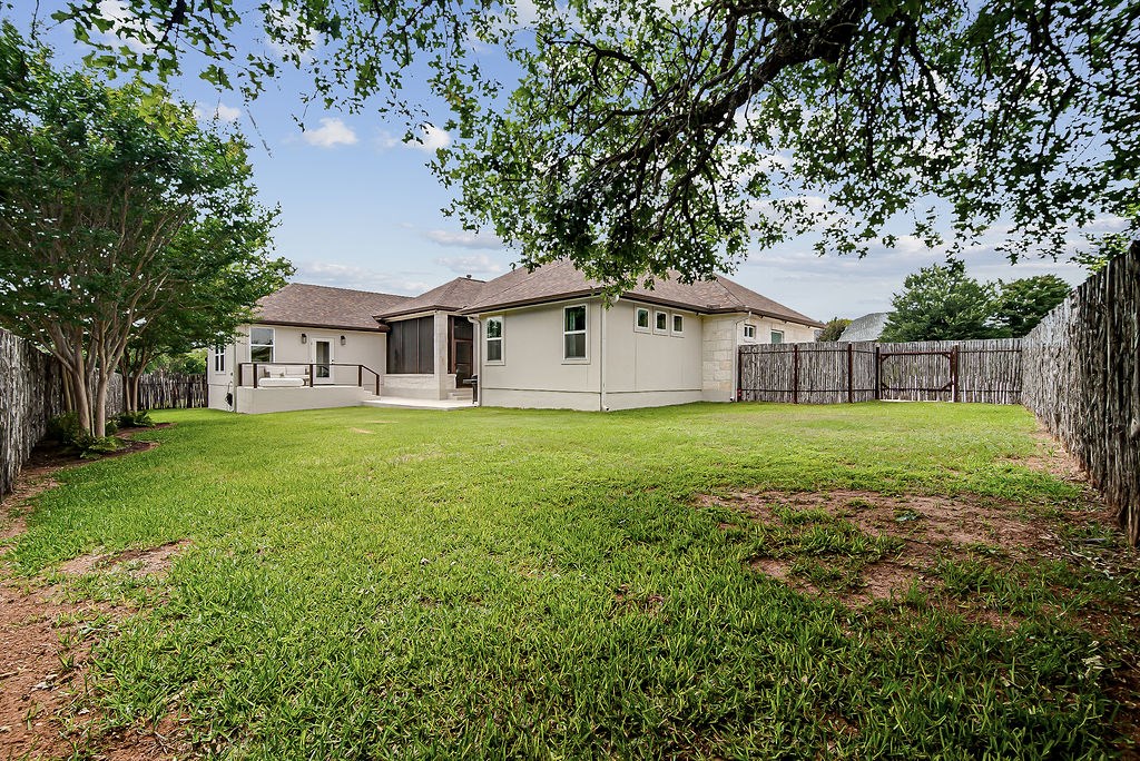 2143 Stone Oak