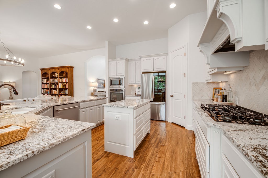 2143 Stone Oak