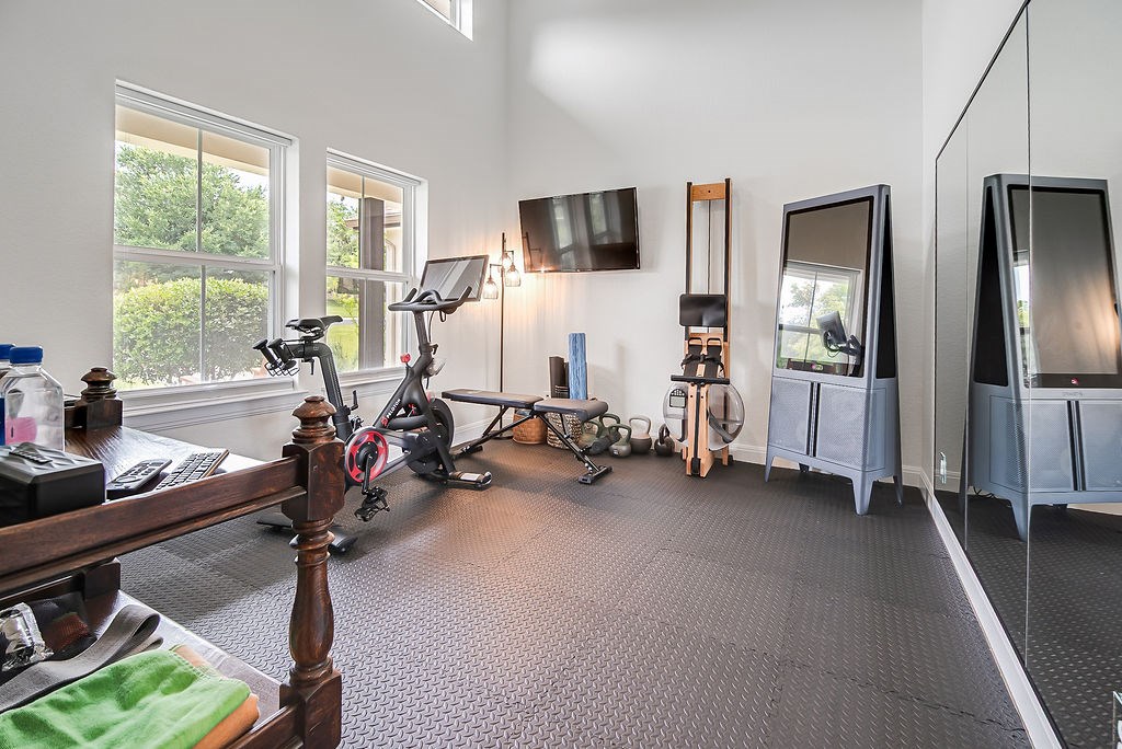 2143 Stone Oak