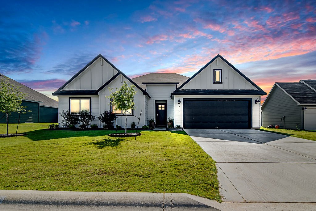 717 Tranquility Ln