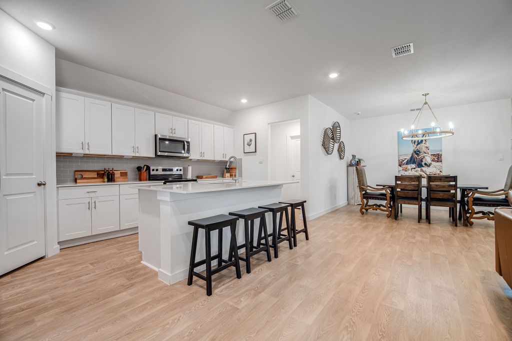 717 Tranquility Ln