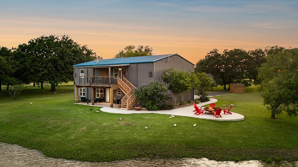 646 Victor Eckhardt Rd