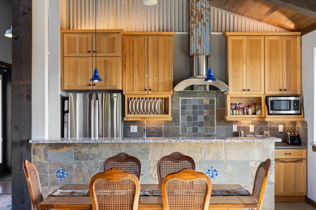 1292 Upper Turtle Creek Road