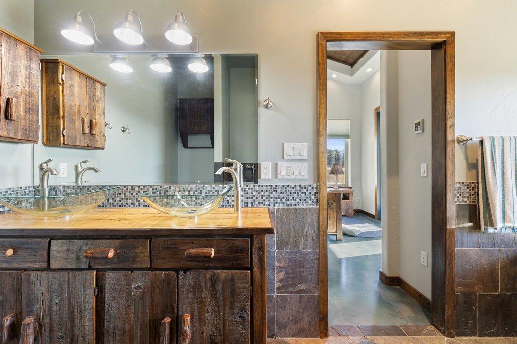 1292 Upper Turtle Creek Road