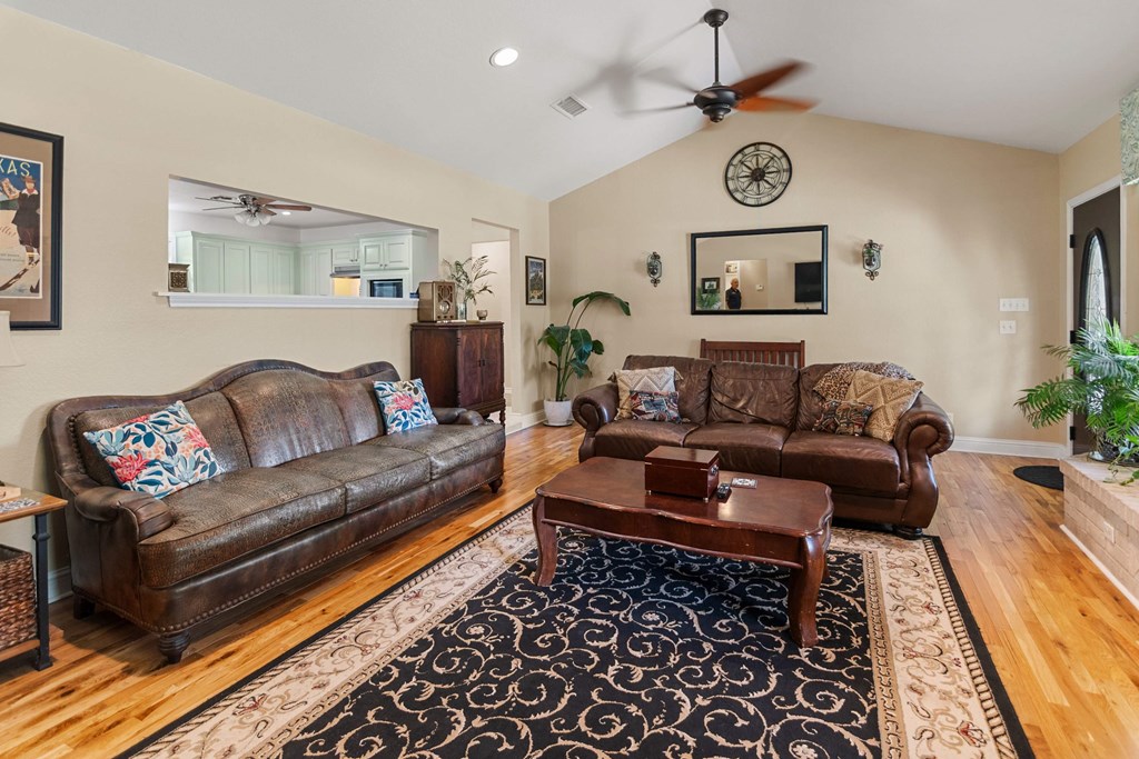 1310 Mckinley Ave