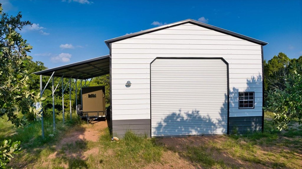 1147 Shafer Ln