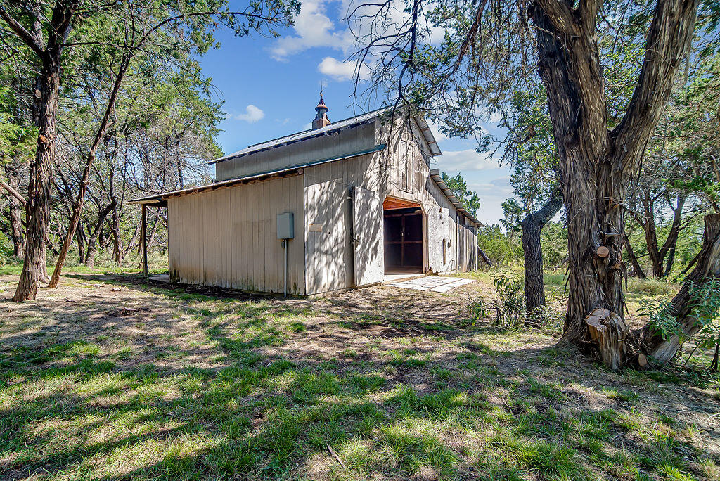 146 Hillside Dr