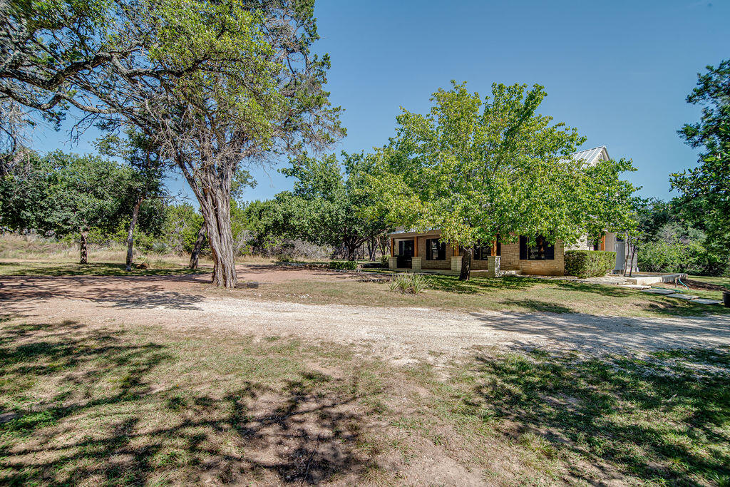 146 Hillside Dr