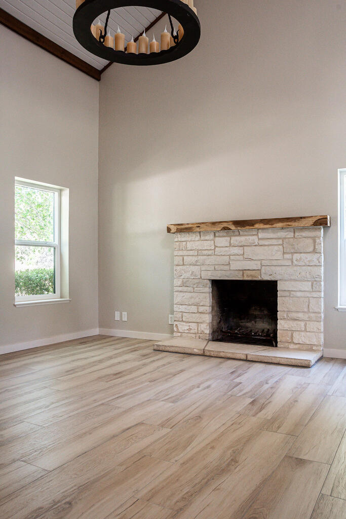 146 Hillside Dr