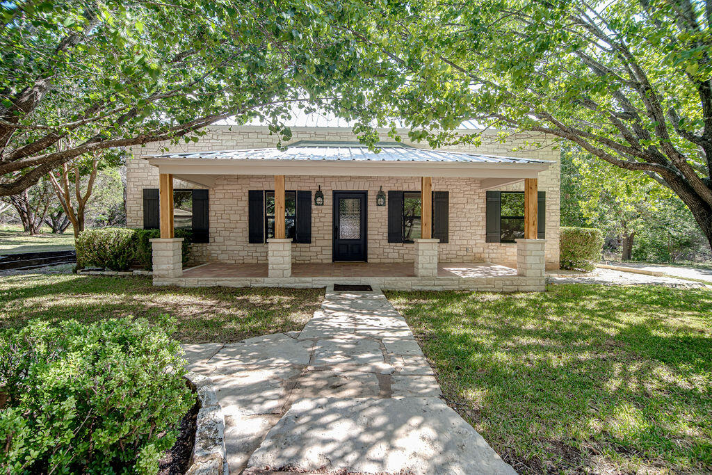 146 Hillside Dr