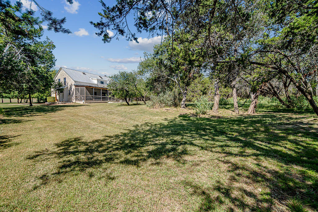 146 Hillside Dr