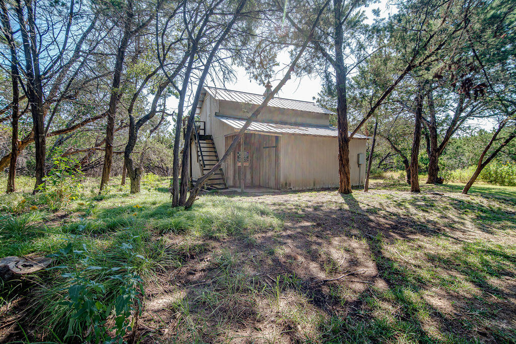 146 Hillside Dr
