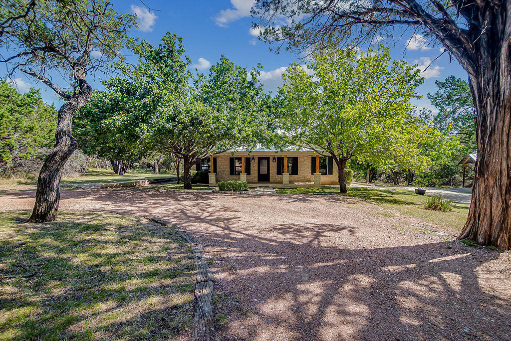 146 Hillside Dr
