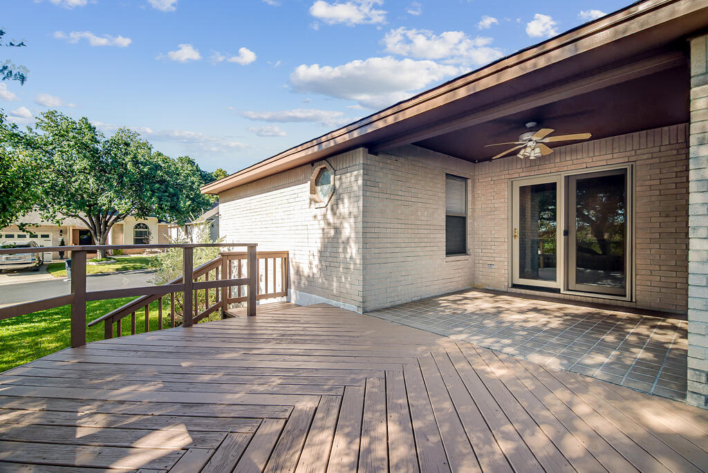 216 Meadow Brook Dr