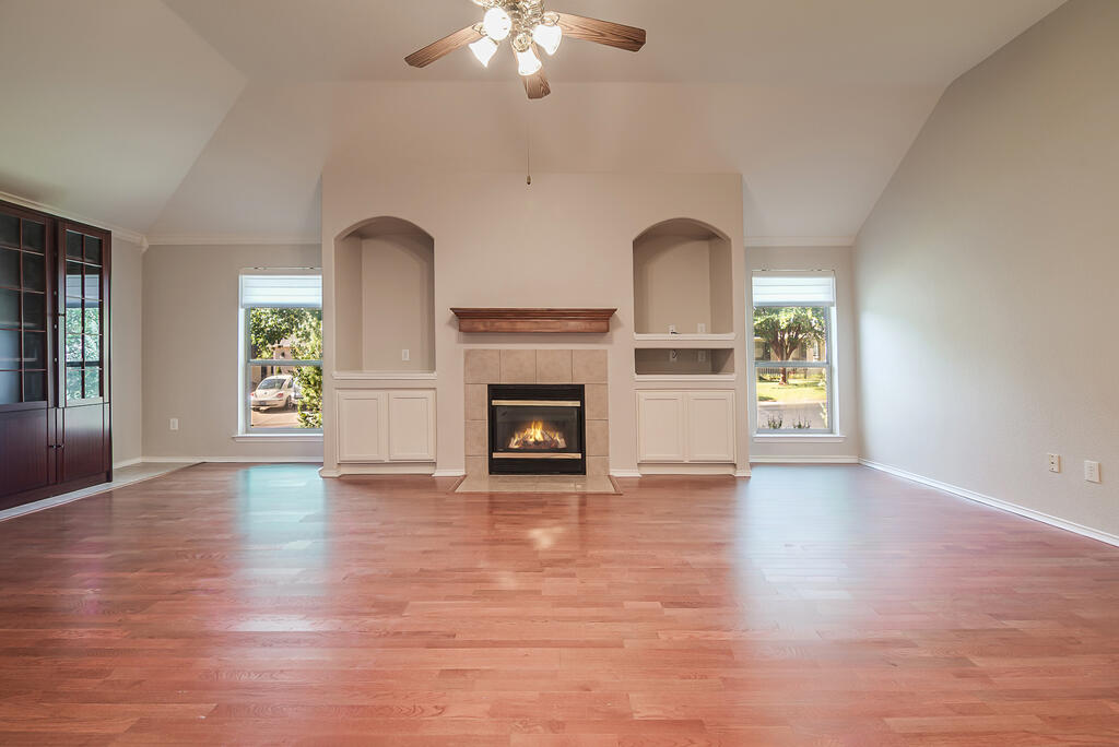 216 Meadow Brook Dr