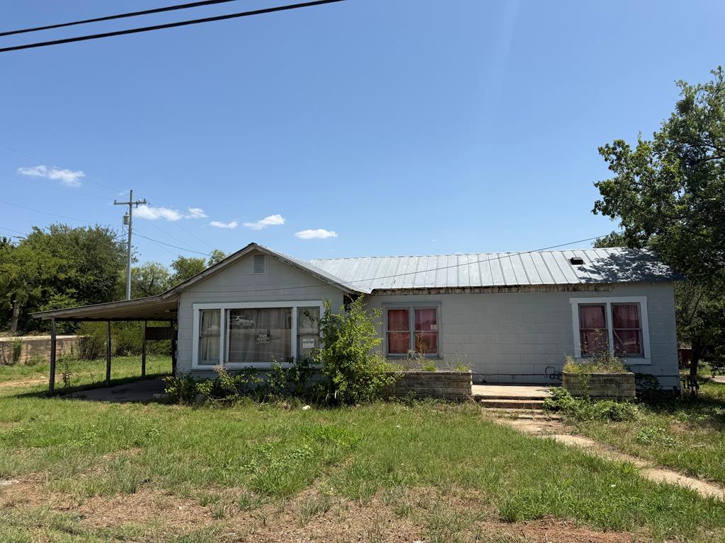 504 E Young St E Young St
