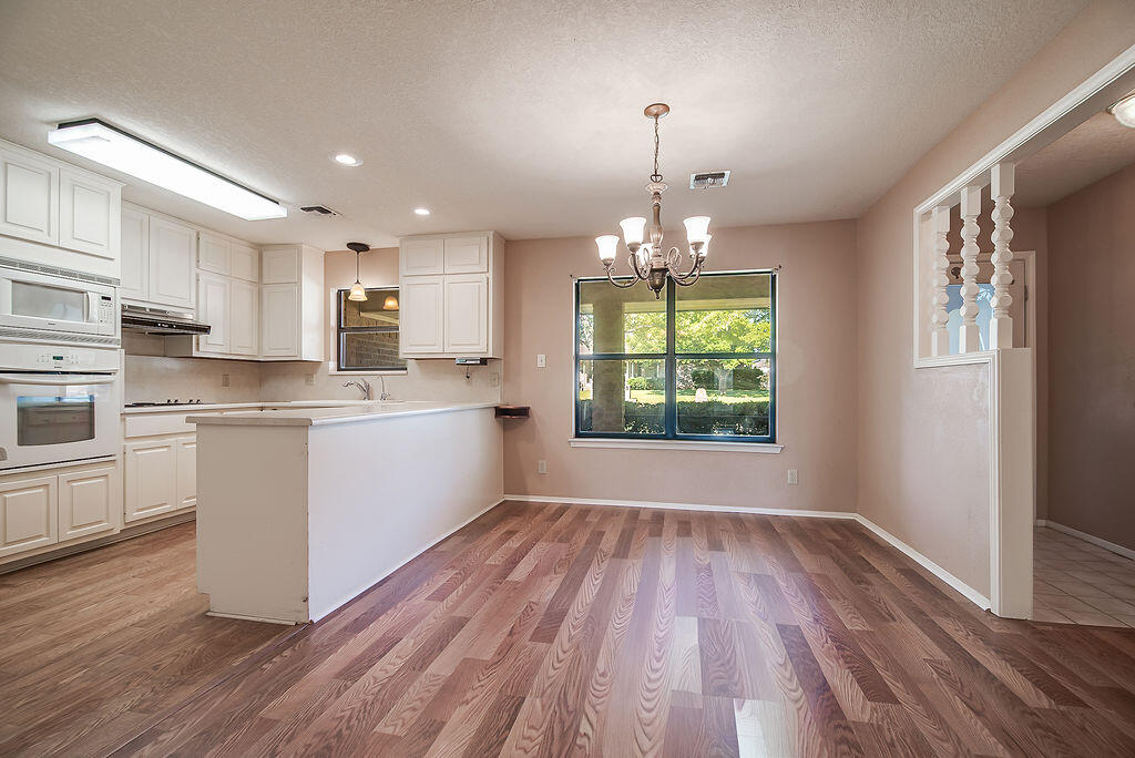 208 Edgewood Dr