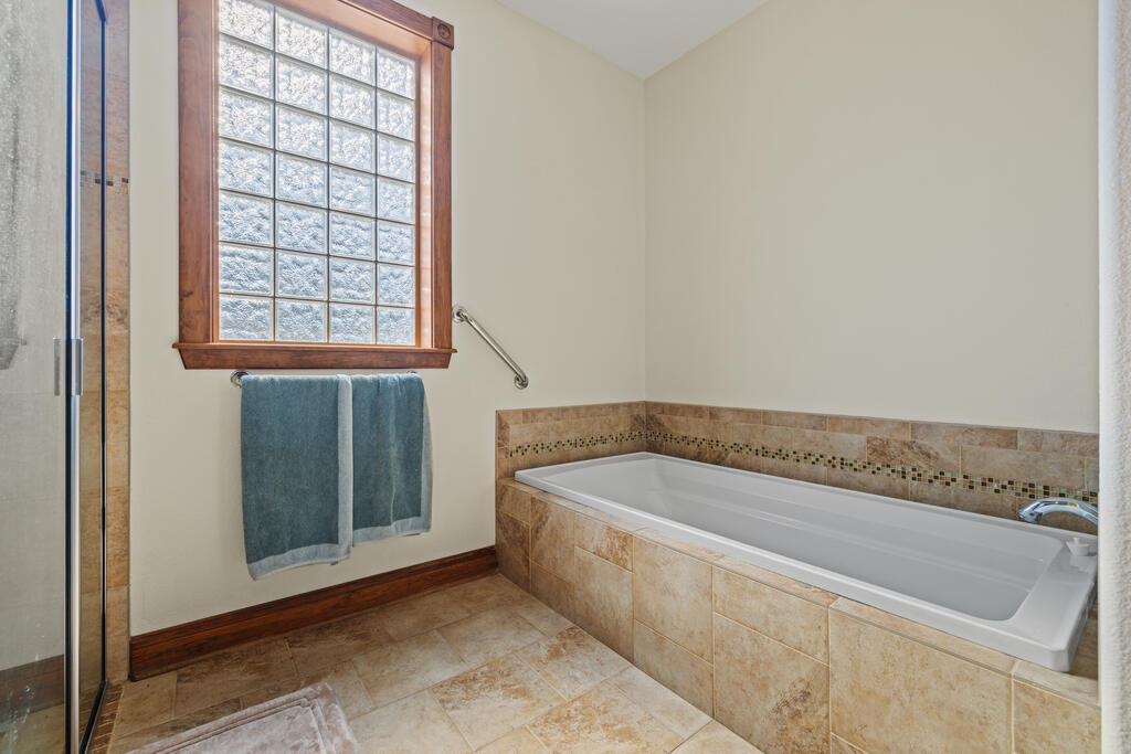 1282 Vintage Oaks Dr