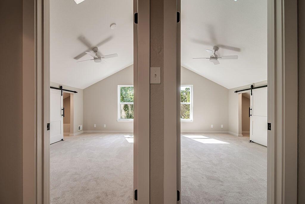 146 Hillside DR