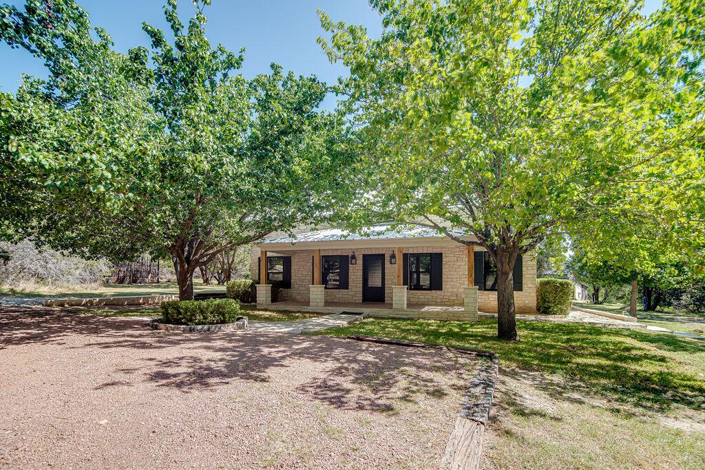 146 Hillside DR