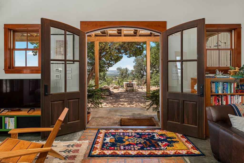 309 Ridgeview DR