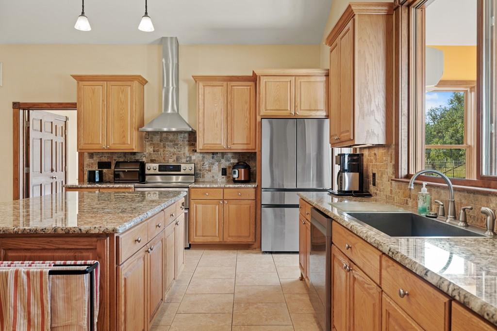 1282 Vintage Oaks DR