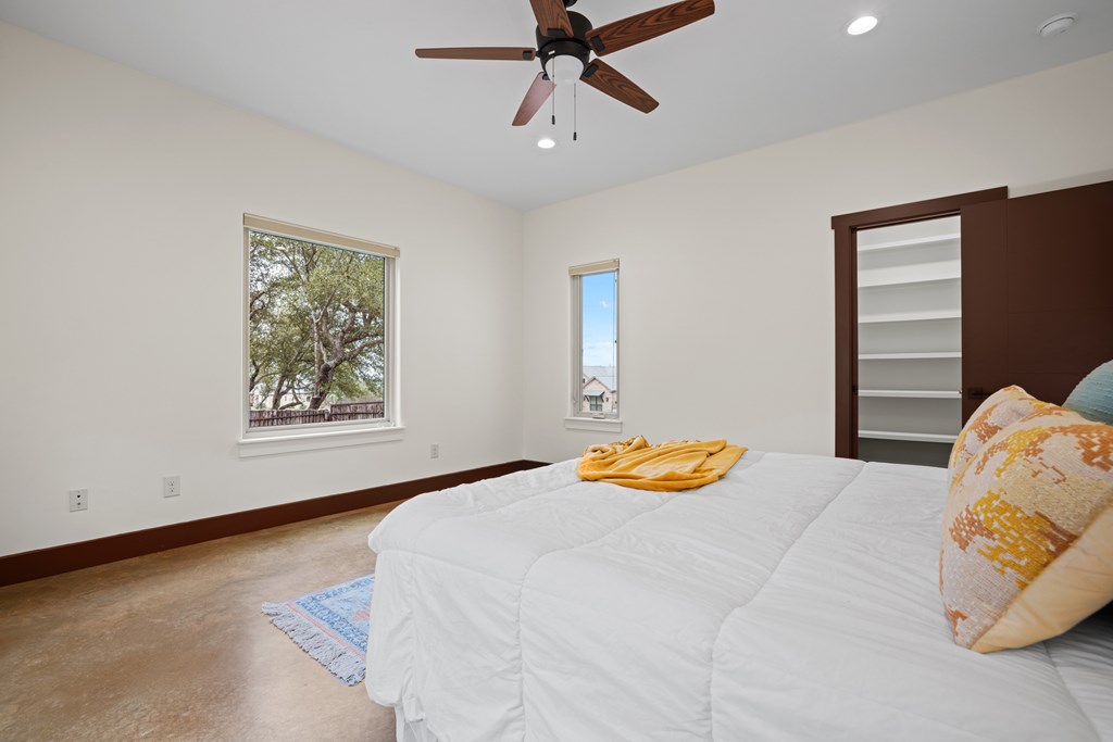 2307 Stone Meadow