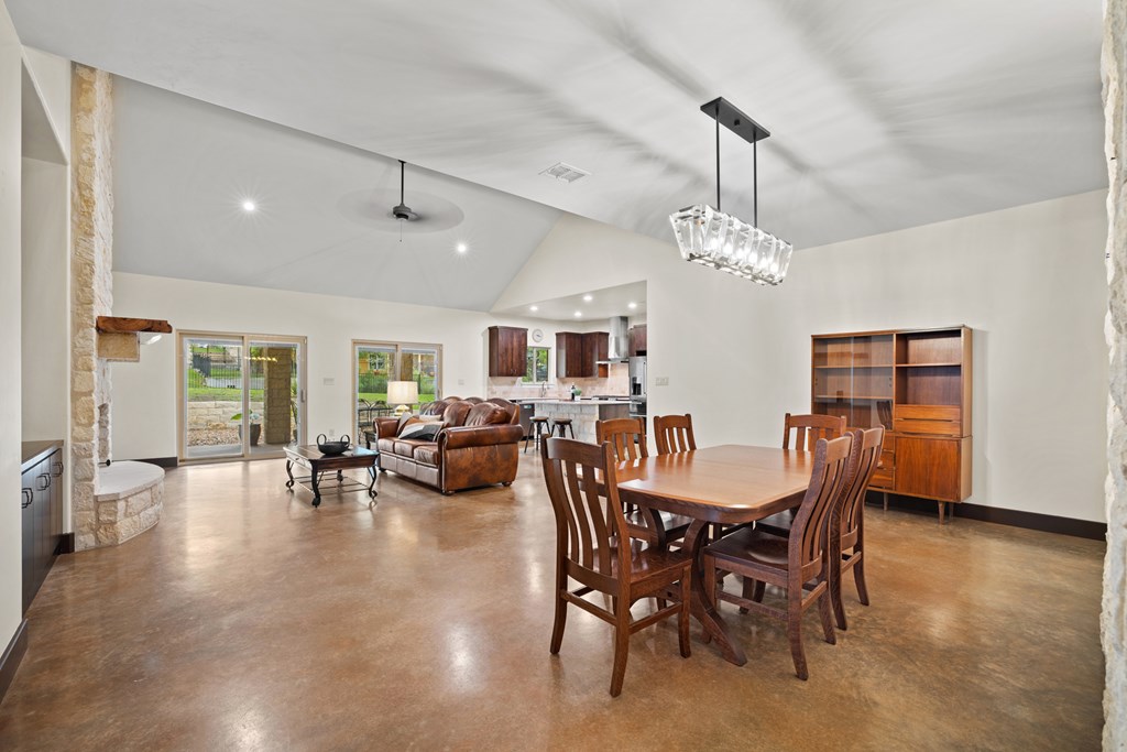 2307 Stone Meadow