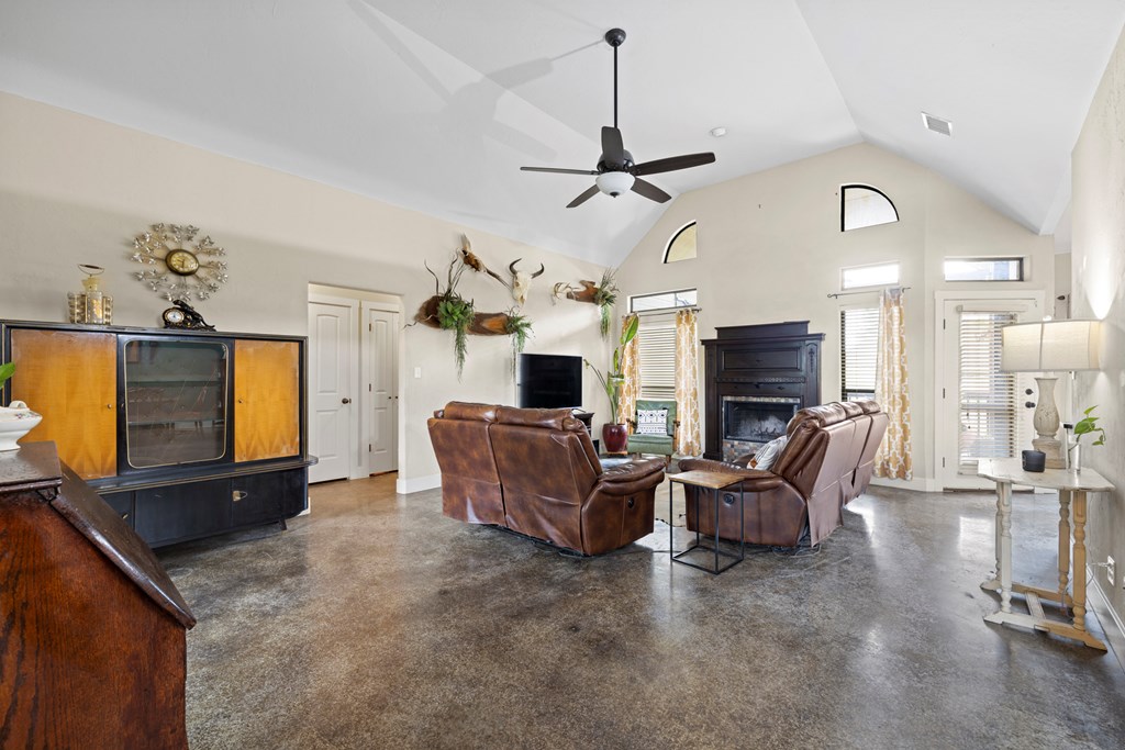 602 Persimmon Court