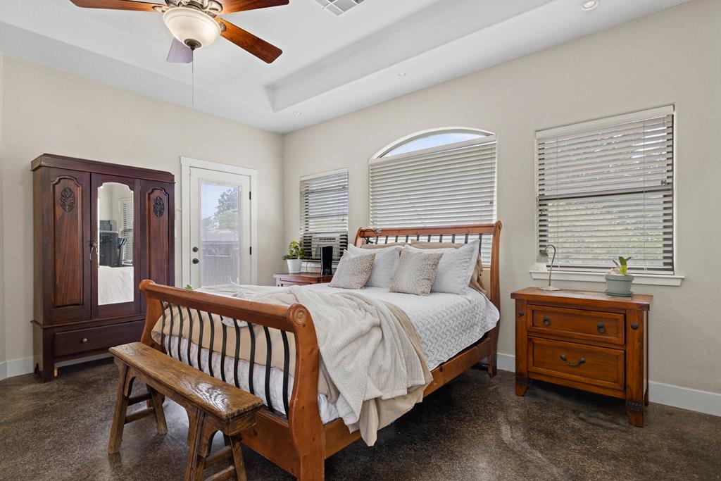 602 Persimmon Court