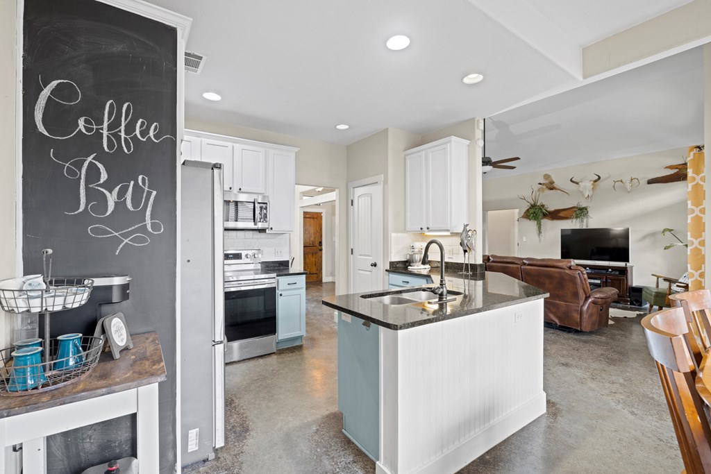 602 Persimmon Court