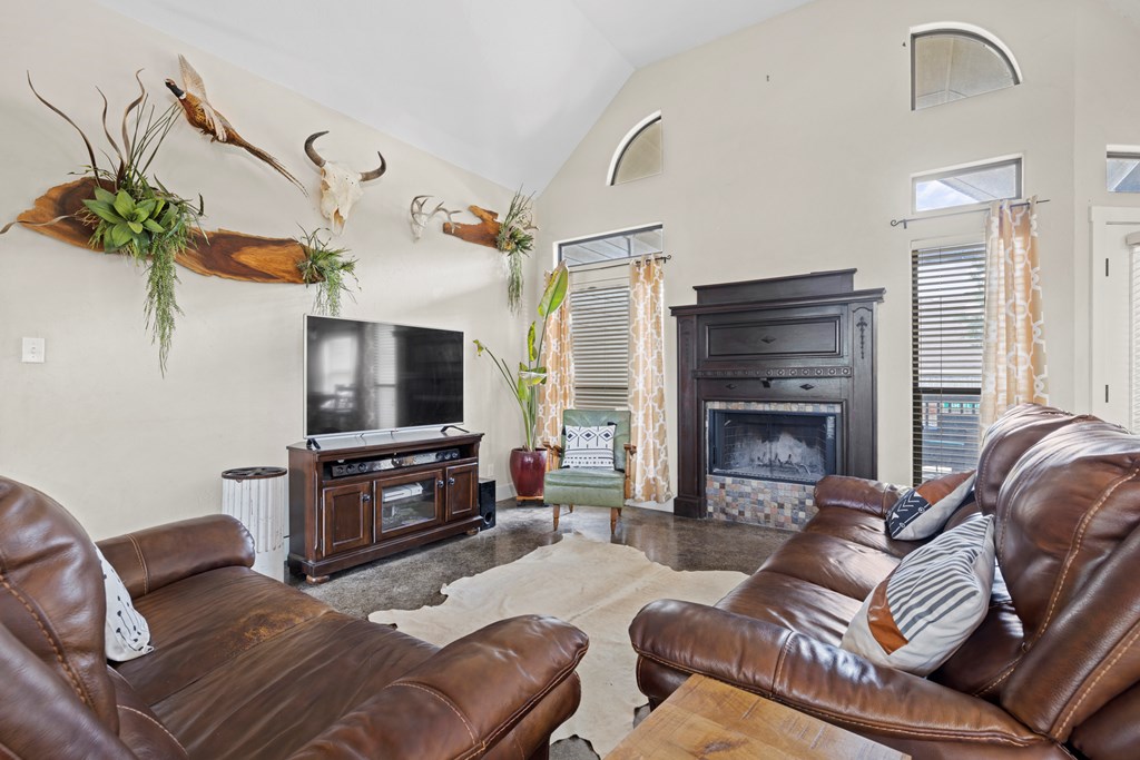 602 Persimmon Court