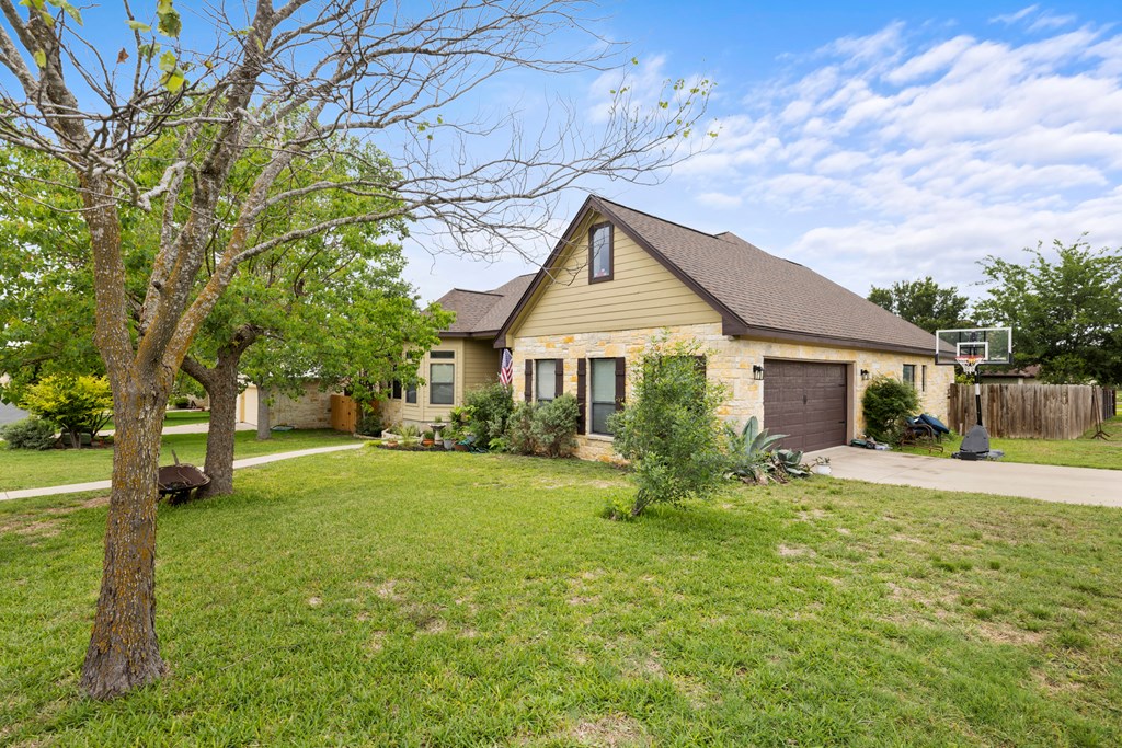 602 Persimmon Court