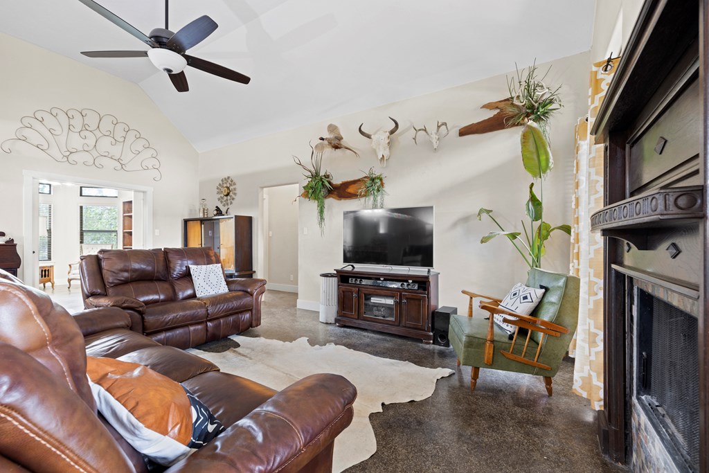602 Persimmon Court