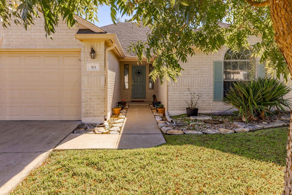 313 Chase Oaks Place