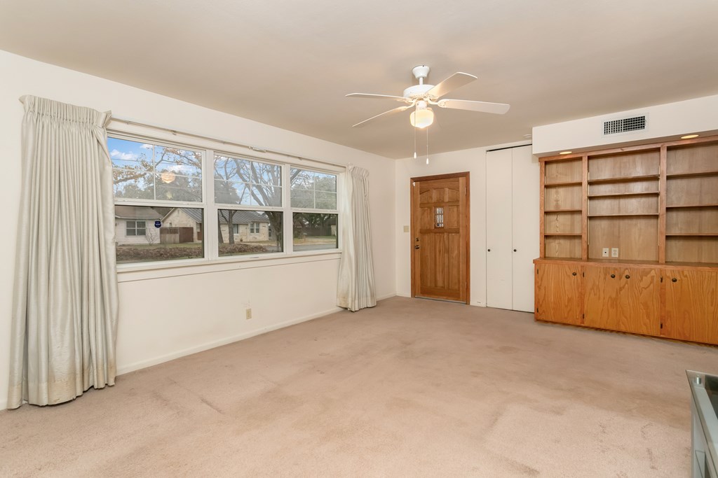 115 Beverly Dr