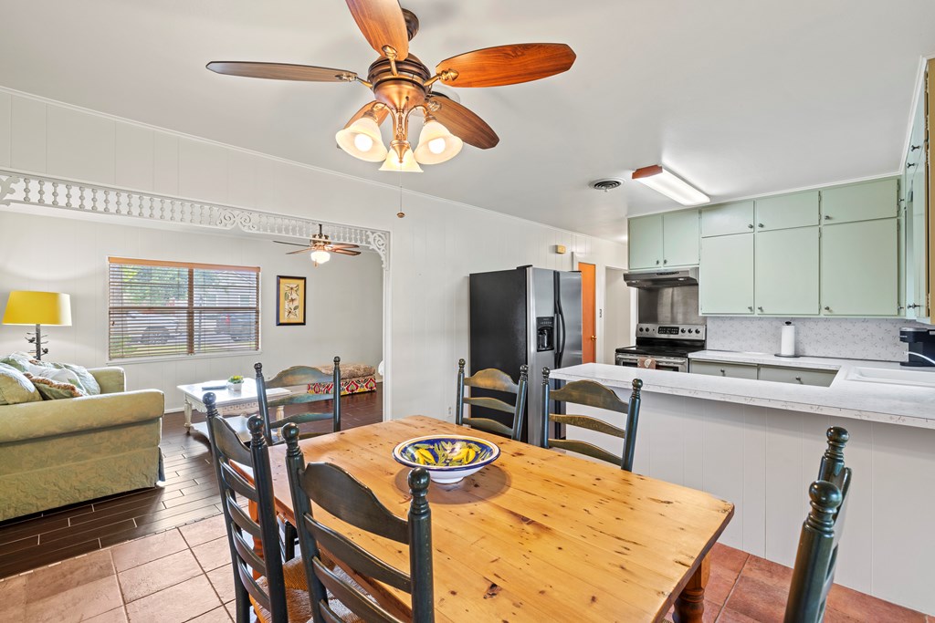 331 W Nimitz St