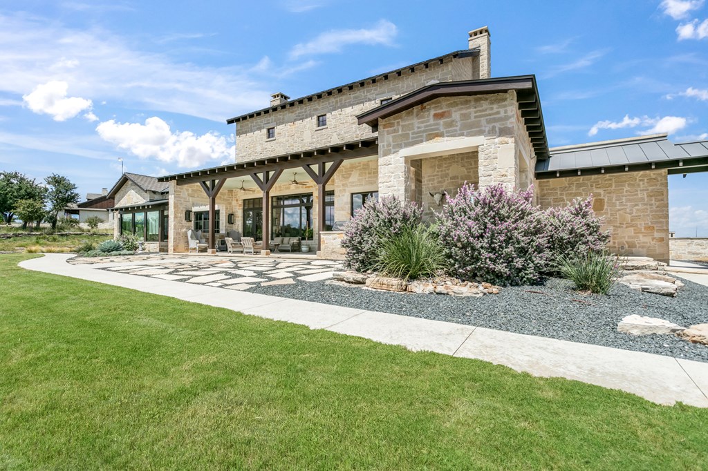 3450 Boot Ranch Circle