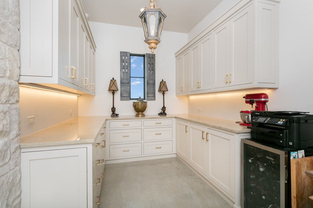 3450 Boot Ranch Circle