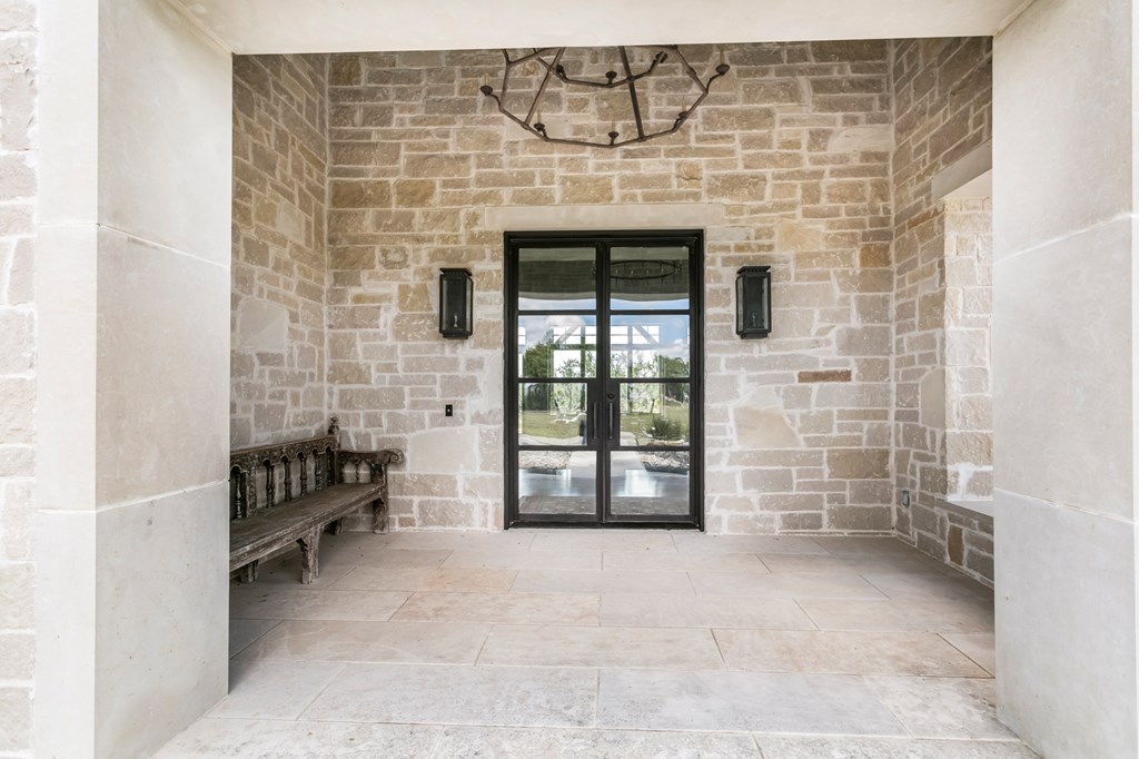 3450 Boot Ranch Circle