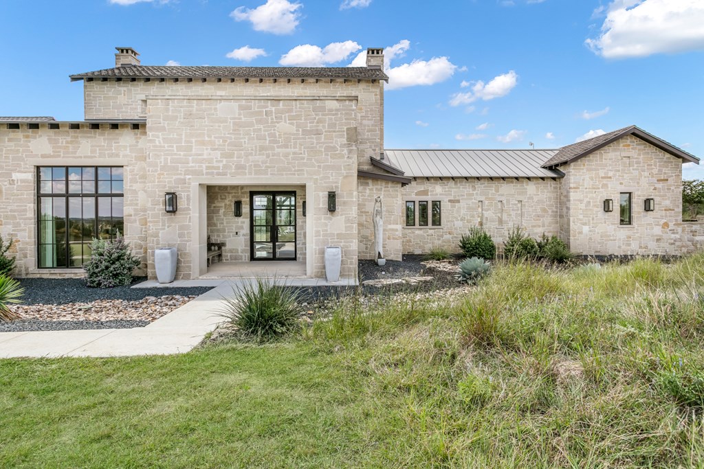 3450 Boot Ranch Circle