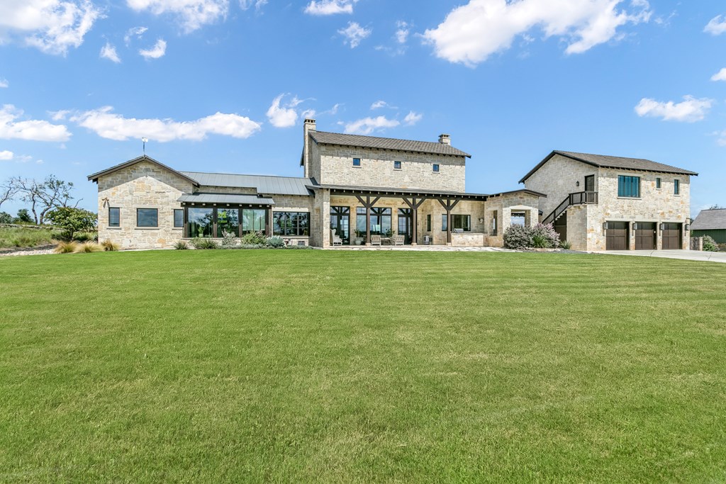 3450 Boot Ranch Circle