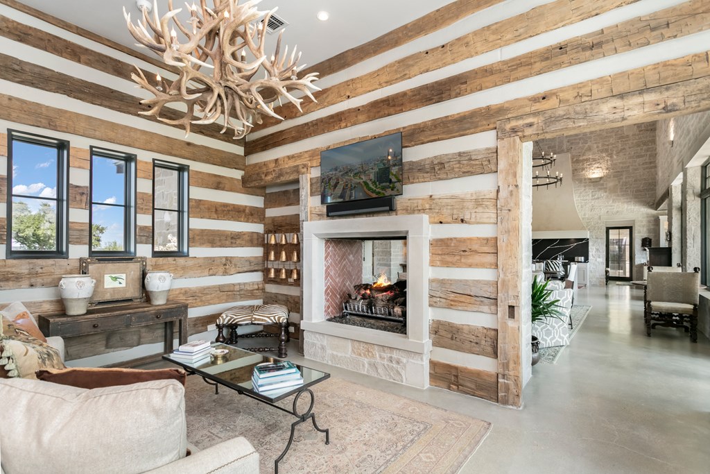 3450 Boot Ranch Circle
