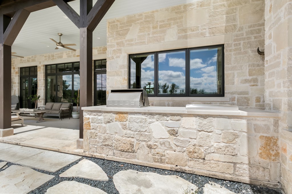 3450 Boot Ranch Circle